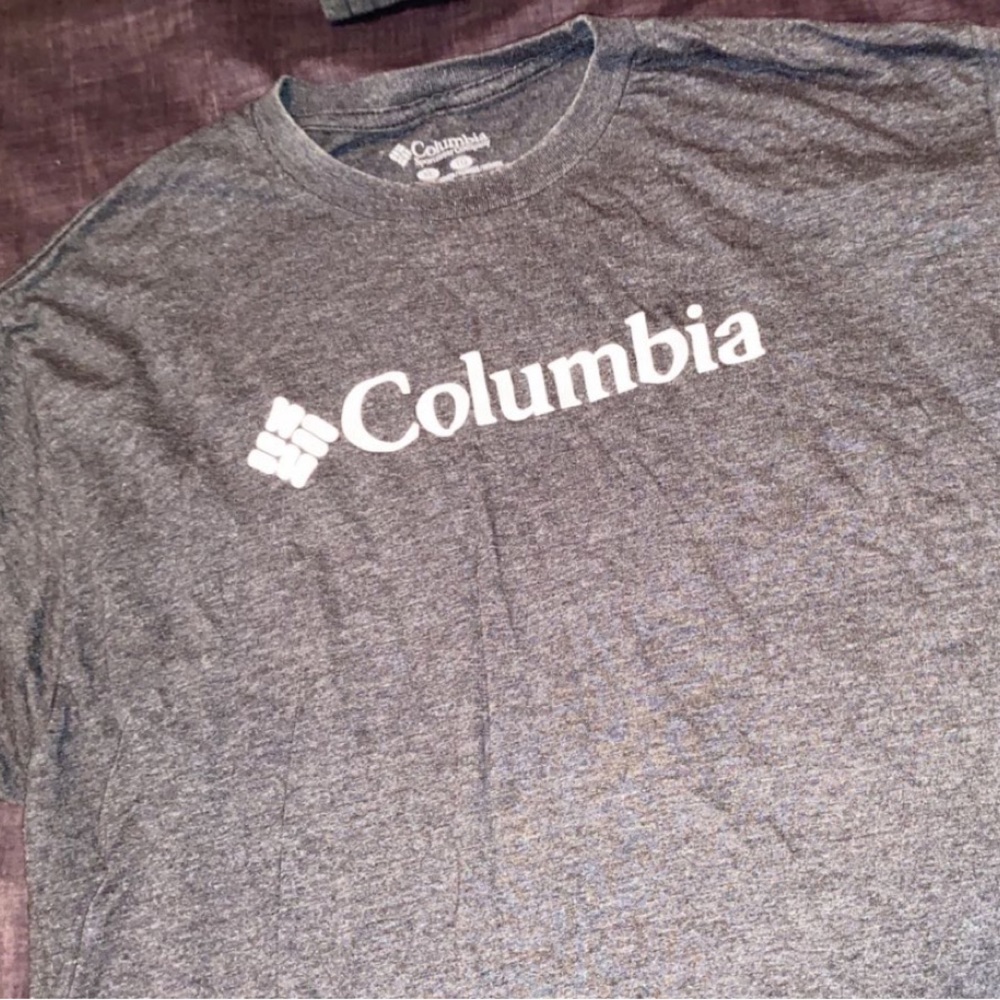 columbia shirt. size: XL. never worn